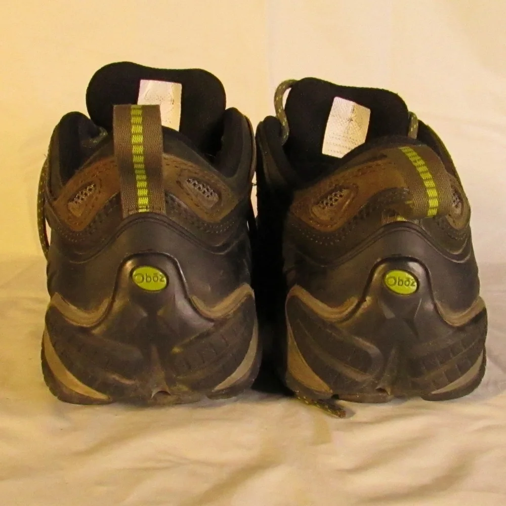 Oboz Men’s Sawtooth Low Umber hiking shoes